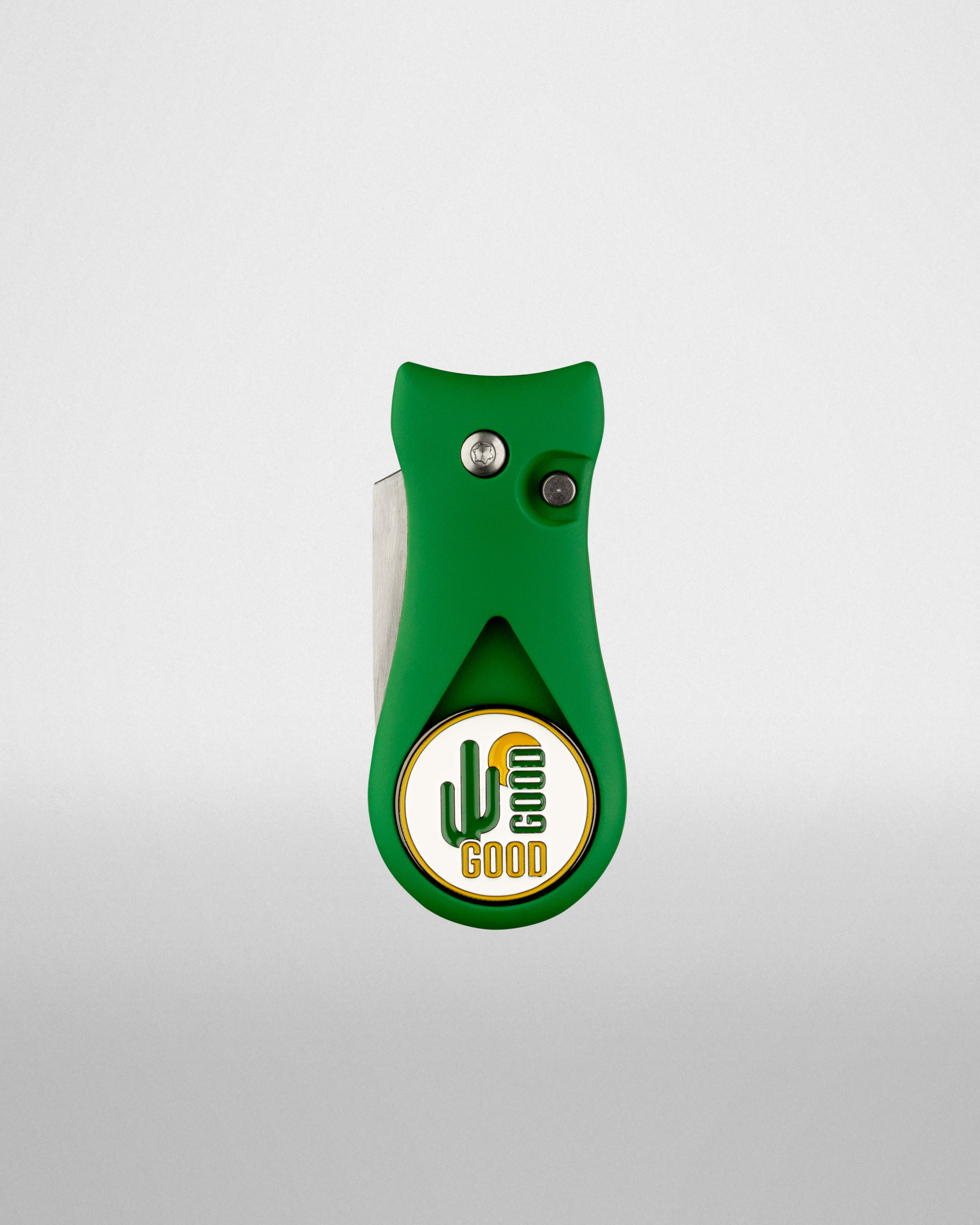 The Bay Divot Tool